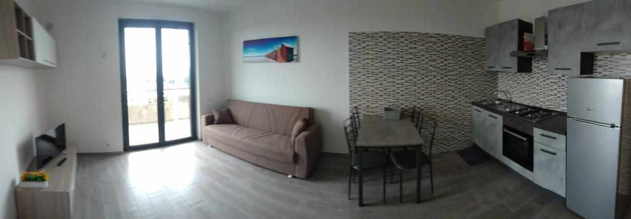 Via Mediterraneo 39 Casa Vacanze เปตาชชิอาโต ภายนอก รูปภาพ